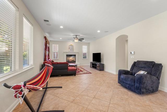 5871 Masoni Place, Gilroy CA: https://media.crmls.org/mediaz/9cfa74ef-6589-4635-be6c-345beecf2ab5.jpg