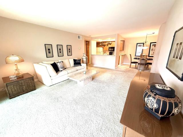 Detail Gallery Image 6 of 37 For 5999 Rancho Mission Rd #213,  San Diego,  CA 92108 - 1 Beds | 1 Baths