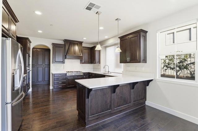 Image 16 of 42 For 2582 Minuet Drive