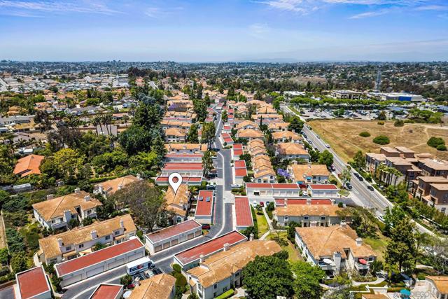 740 Breeze Hill Rd, Vista CA: https://media.crmls.org/mediaz/9cfced0b-50ec-442a-9176-1bf4de50ff13.jpg