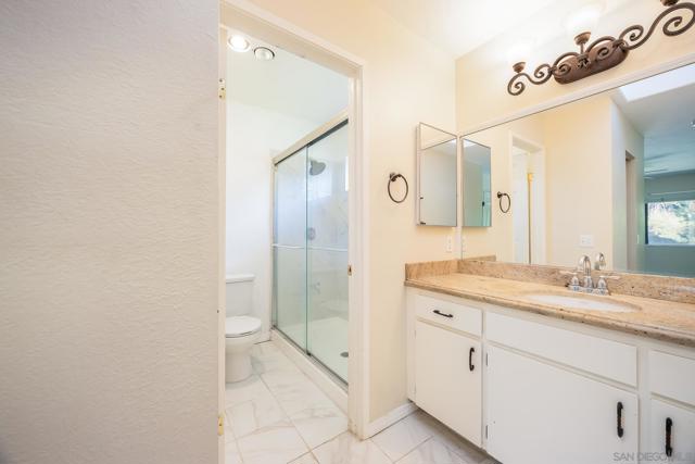 Image 15 of 32 For 2157 Arnold Way  624