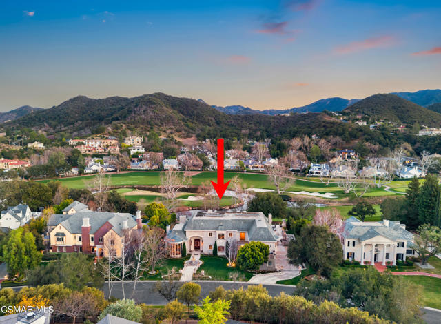 240 W Stafford Road, Thousand Oaks CA: https://media.crmls.org/mediaz/9cfd421f-ac23-4ff2-ba6f-73f28548a509.jpg