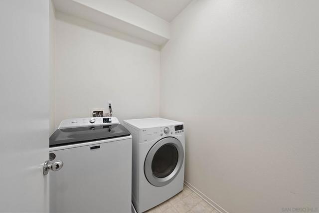 1367 Santa Diana Rd, Chula Vista CA: https://media.crmls.org/mediaz/9cfd8035-46ae-435c-a483-076658d75aa0.jpg