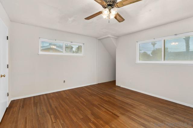 371 Kaymar Dr, San Diego CA: https://media.crmls.org/mediaz/9cfdce64-f81f-40dd-8851-e8adce782c33.jpg