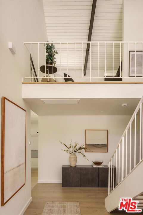 2313 Banyan Drive, Los Angeles CA: https://media.crmls.org/mediaz/9cfe528c-15c3-4be1-90c2-b59108ed0ff9.jpg