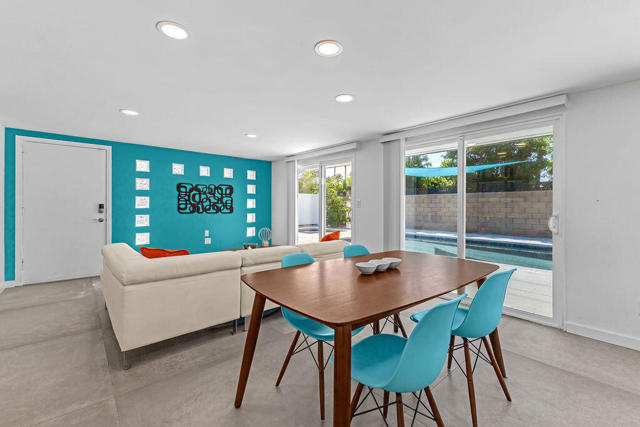 1075 E Sunny Dunes Road, Palm Springs, CA 92264