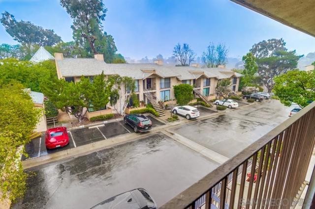 4278 5th, San Diego, California 92103, 2 Bedrooms Bedrooms, ,2 BathroomsBathrooms,Townhouse,For Sale,5th,250018953SD