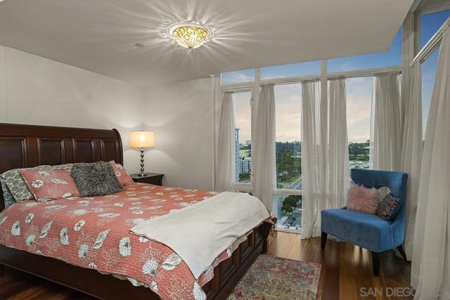 1080 Park Blvd, San Diego CA: https://media.crmls.org/mediaz/9d0072b6-68ea-40cb-9b66-9a9fd86e79c7.jpg
