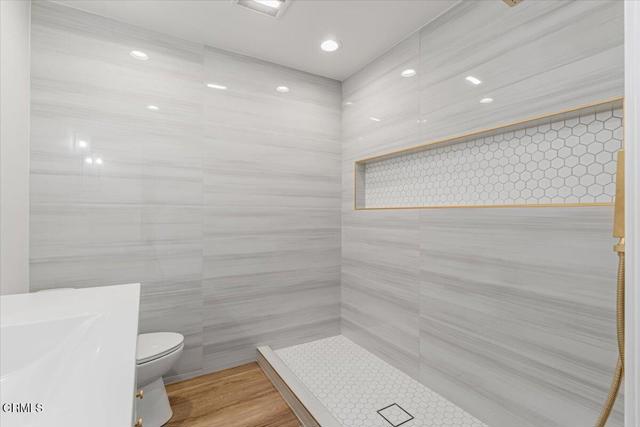 Detail Gallery Image 10 of 20 For 1314 Gina Dr, Oxnard,  CA 93030 - 3 Beds | 2/1 Baths