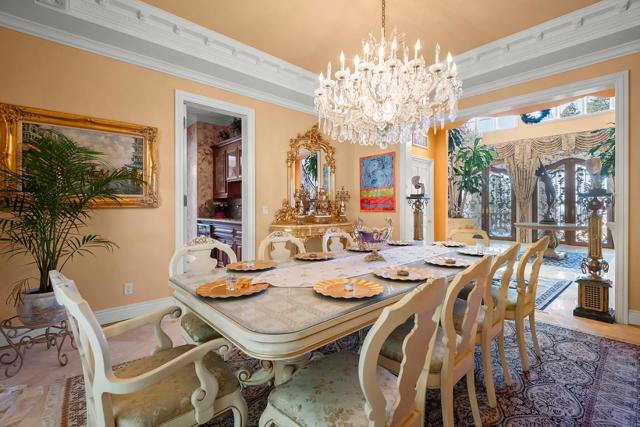 16840 Cypress Way, Los Gatos CA: https://media.crmls.org/mediaz/9d01a4f5-bd19-40ba-ad71-3c91bca07f27.jpg