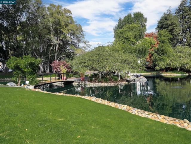 820 N Delaware St, San Mateo CA: https://media.crmls.org/mediaz/9d032bff-9d29-475b-985c-6c40250de8a4.jpg