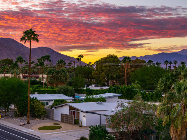 438 E Racquet Club Road, Palm Springs, CA 92262