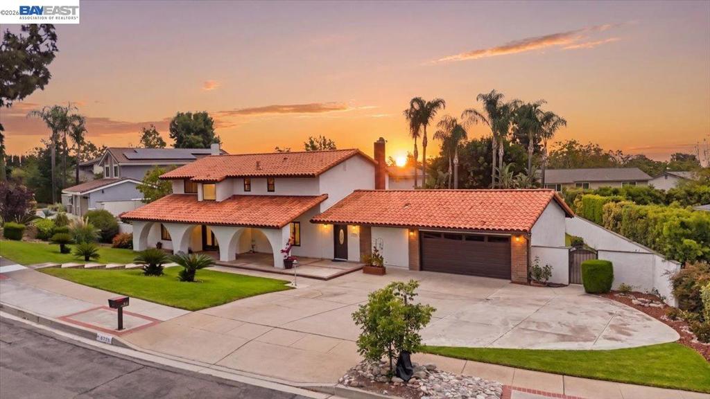 2276 Kemper Ave