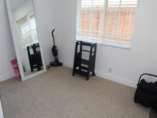 77305 Calle Colima, La Quinta CA: https://media.crmls.org/mediaz/9d04f4c8-2e8a-4c78-8356-f94b54e3f275.jpg