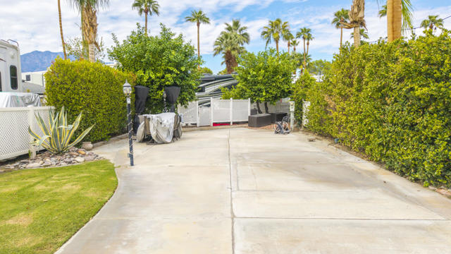69411 Ramon Road, Cathedral City CA: https://media.crmls.org/mediaz/9d05c423-ffc9-4cf2-98aa-3b46741442a9.jpg