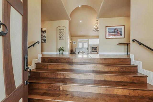 50 Schmidt Court, Hollister CA: https://media.crmls.org/mediaz/9d060648-dce8-4d4e-b28b-33f081c48215.jpg