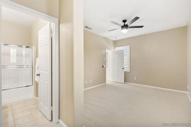2337 Douglaston Glen, Escondido CA: https://media.crmls.org/mediaz/9d064605-7084-4251-8a86-3044c32d1e38.jpg