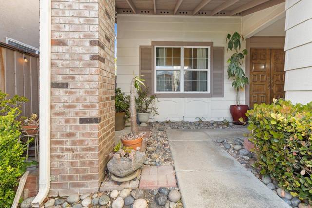 Image 3 of 48 For 895 Alcosta Drive