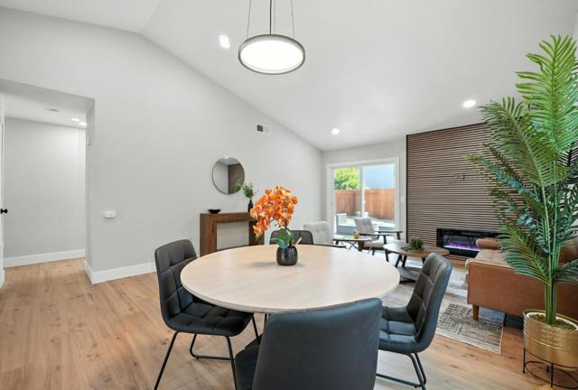 1190 Rio Norte Way, Sacramento CA: https://media.crmls.org/mediaz/9d06abfa-0272-493d-a215-20bcb73dc4f3.jpg