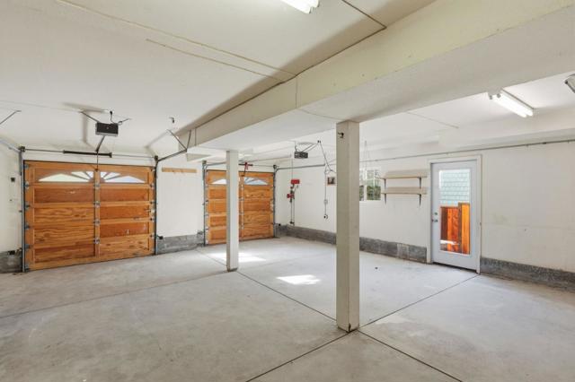 455 Avenue Portola, El Granada CA: https://media.crmls.org/mediaz/9d08165d-484f-43bd-853b-b3fbbe349018.jpg