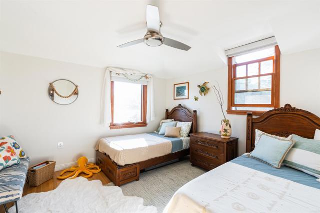 2675 Clove Street, San Diego CA: https://media.crmls.org/mediaz/9d092e04-eec5-470d-b787-ed991b4ec74b.jpg