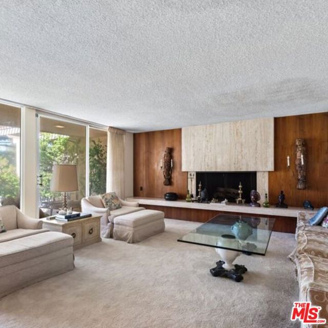 1945 Loma Vista Drive photo 3