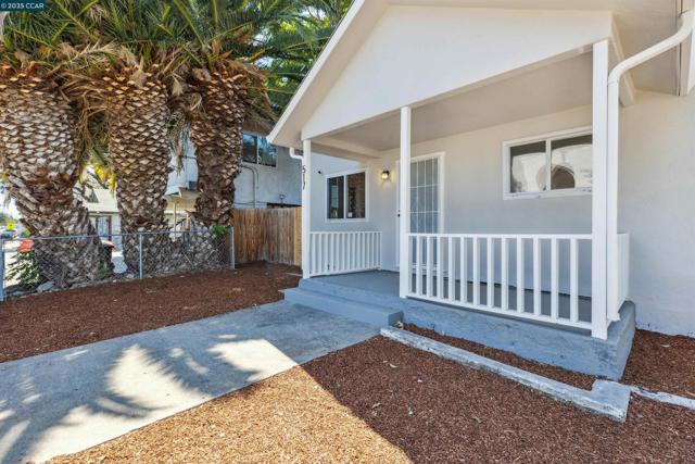 517 W 6th Street, Antioch CA: https://media.crmls.org/mediaz/9d0acd6e-6e27-4d45-ab81-b221e7ee50b0.jpg