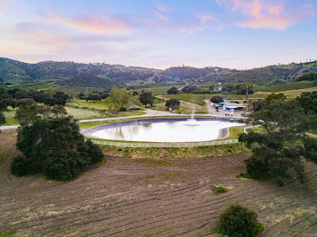 14224 Old Cole Grade Road, Pauma Valley CA: https://media.crmls.org/mediaz/9d0b538e-8a21-481a-87c2-37060825987b.jpg