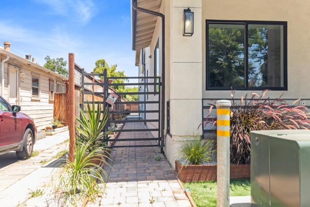 30 S 22nd Street, San Jose CA: https://media.crmls.org/mediaz/9d0bf1cd-2573-409b-b461-4da772be466d.jpg