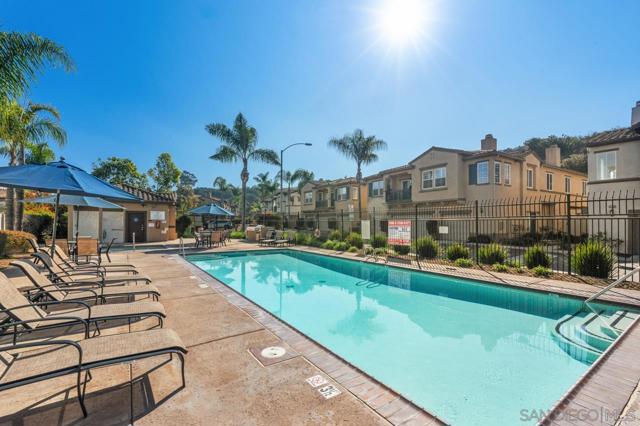 6373 Avenida De Las Vistas, San Diego CA: https://media.crmls.org/mediaz/9d0e1e7c-62f4-4fd5-8576-b2f802f0cd88.jpg