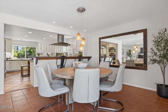 Detail Gallery Image 23 of 76 For 2941 Surfrider Ave, Ventura,  CA 93001 - 5 Beds | 3 Baths