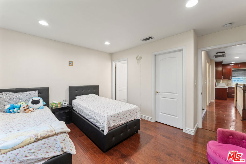 MLS #26851871 image #25
