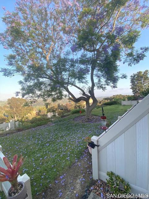 108 S Kihridge LN, Encinitas CA: https://media.crmls.org/mediaz/9d106aeb-8242-4050-9c33-b85eb988bf60.jpg