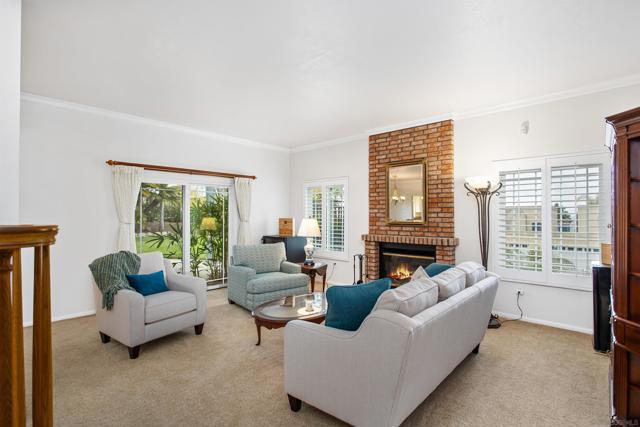 6823 Corintia St, Carlsbad CA: https://media.crmls.org/mediaz/9d13badf-b7ab-4da9-bf80-46f3a289cbca.jpg