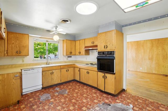 3440 New Jersey Avenue, San Jose CA: https://media.crmls.org/mediaz/9d13c00f-0ffc-44f7-9fc0-a67877307050.jpg