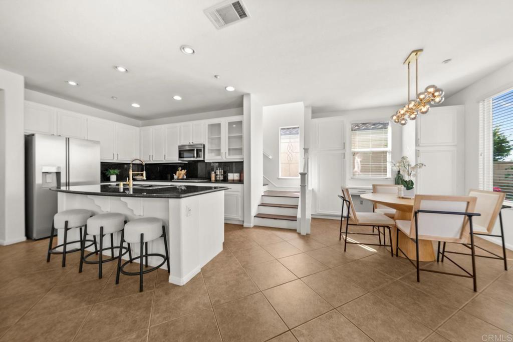 6340 Oleander Way - photo 5