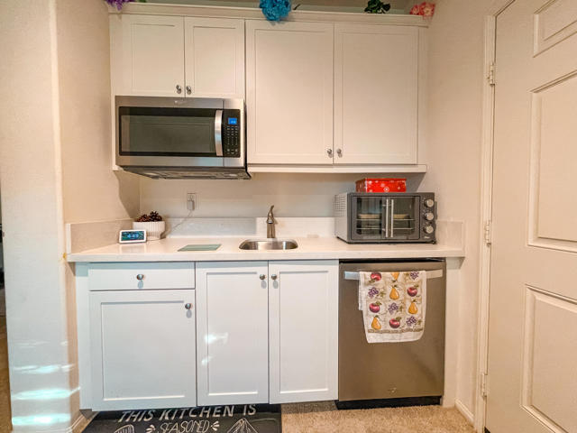 Image 43 of 48 For 44644 Melkesian Boulevard