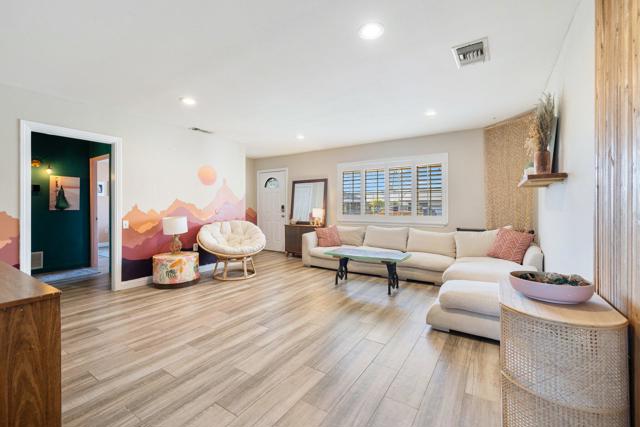 77590 California Drive, Palm Desert CA: https://media.crmls.org/mediaz/9d150848-cd52-4879-a085-3f2d9d9a491e.jpg