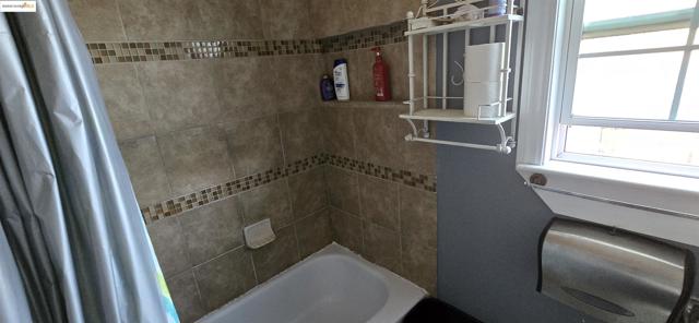 1601 Daisy Way, Antioch CA: https://media.crmls.org/mediaz/9d155db1-c825-422c-9823-48100e596c64.jpg