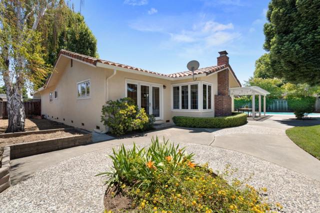 2336 Constitution Drive, San Jose CA: https://media.crmls.org/mediaz/9d156ff4-e0c6-4216-ad67-0d4db7376bee.jpg