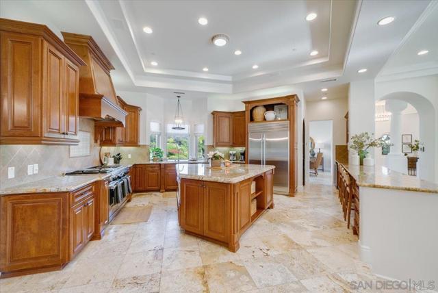 15397 Rock Creek Ln, El Cajon CA: https://media.crmls.org/mediaz/9d1641d9-bc04-4fe9-856f-84a09f835e4c.jpg