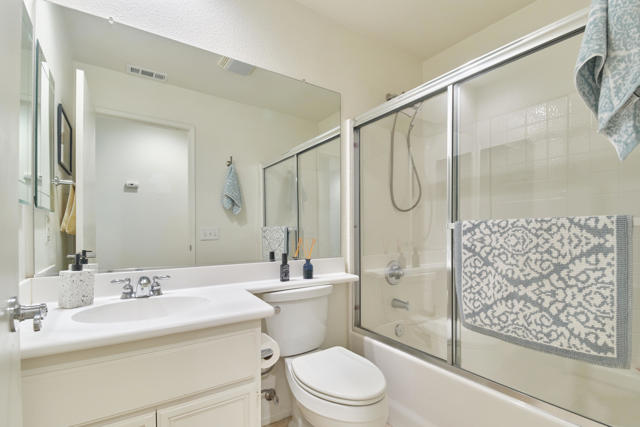 81145 Aurora Avenue, Indio CA: https://media.crmls.org/mediaz/9d165458-311d-4da9-b0e9-d8c7abd6e9f8.jpg