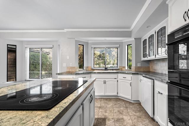 Detail Gallery Image 14 of 57 For 25141 Pappas Rd, Ramona,  CA 92065 - 4 Beds | 2/1 Baths