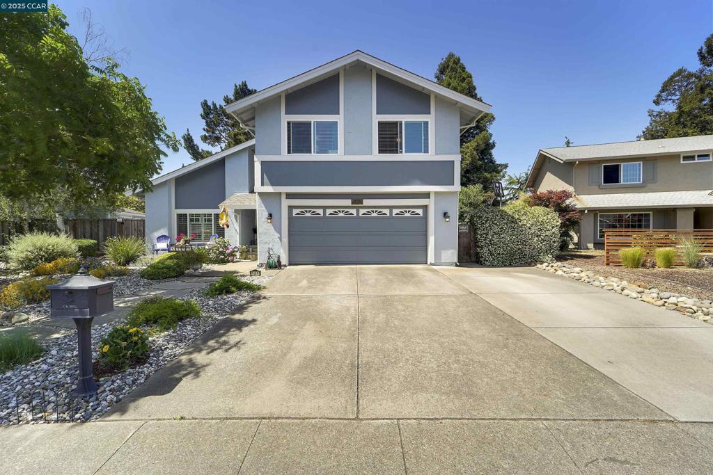 921 Bolton Cir