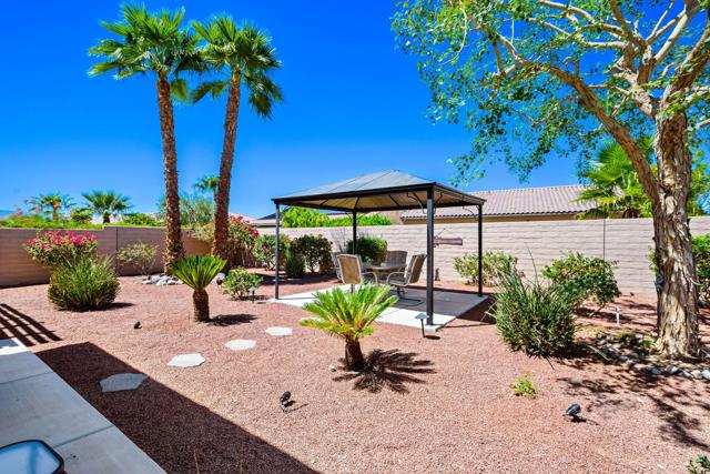 39007 Camino Orquesta, Indio CA: https://media.crmls.org/mediaz/9d185d8b-4498-4de5-9280-e42215a2c0e7.jpg