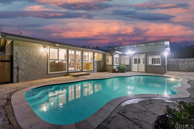 Detail Gallery Image 10 of 60 For 5461 Brunswick Ave, San Diego,  CA 92120 - 3 Beds | 2 Baths