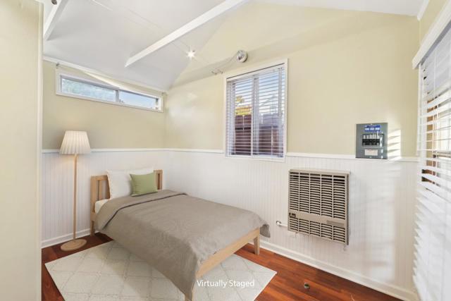 552 14th Avenue, Santa Cruz CA: https://media.crmls.org/mediaz/9d1b615e-058d-4e79-9a28-835a2167068c.jpg