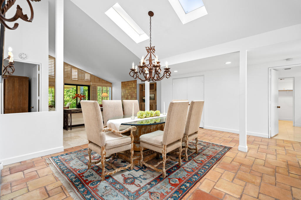 MLS #219136676DA image #4