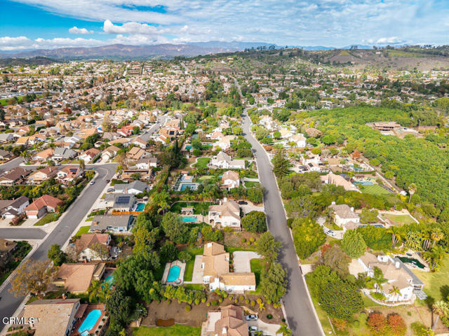 1251 Via Latina Drive, Camarillo CA: https://media.crmls.org/mediaz/9d1d3077-ace6-4371-b820-c7892591f233.jpg