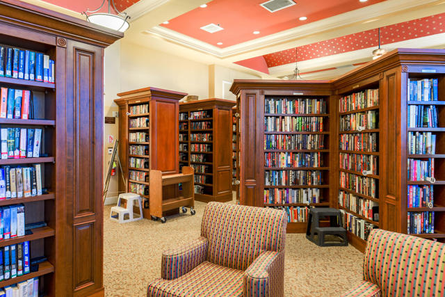 78586 Kensington Avenue, Palm Desert CA: https://media.crmls.org/mediaz/9d1d33f9-fe9e-459b-956e-b20fd2cf5d8f.jpg